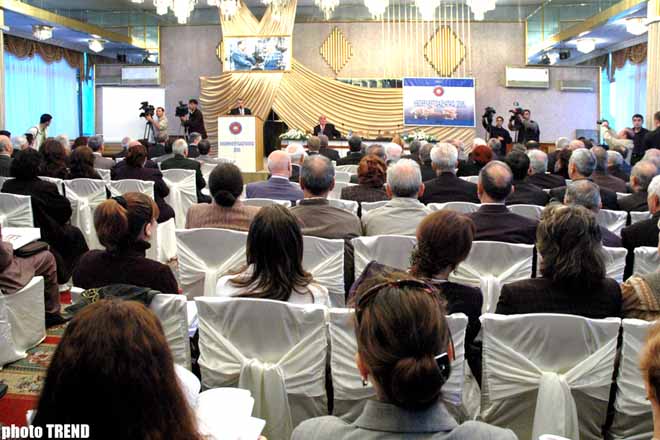 Bakıda "Xəzər nefti, qazı və yataqları-2006" konfransı öz işinə başlayıb